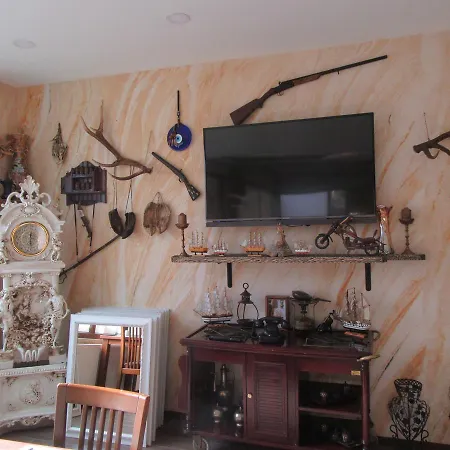 Trilye Kaplan מלון מודניה